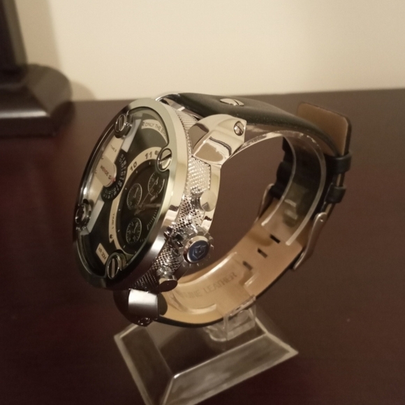 New Dual Time zone Black Weide Men’s Fashion Watch with box - Picture 3 of 4